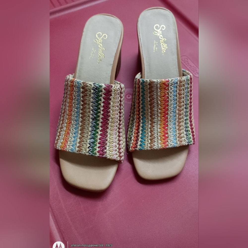 Multicolor Open-Toe Slip-On Sandals